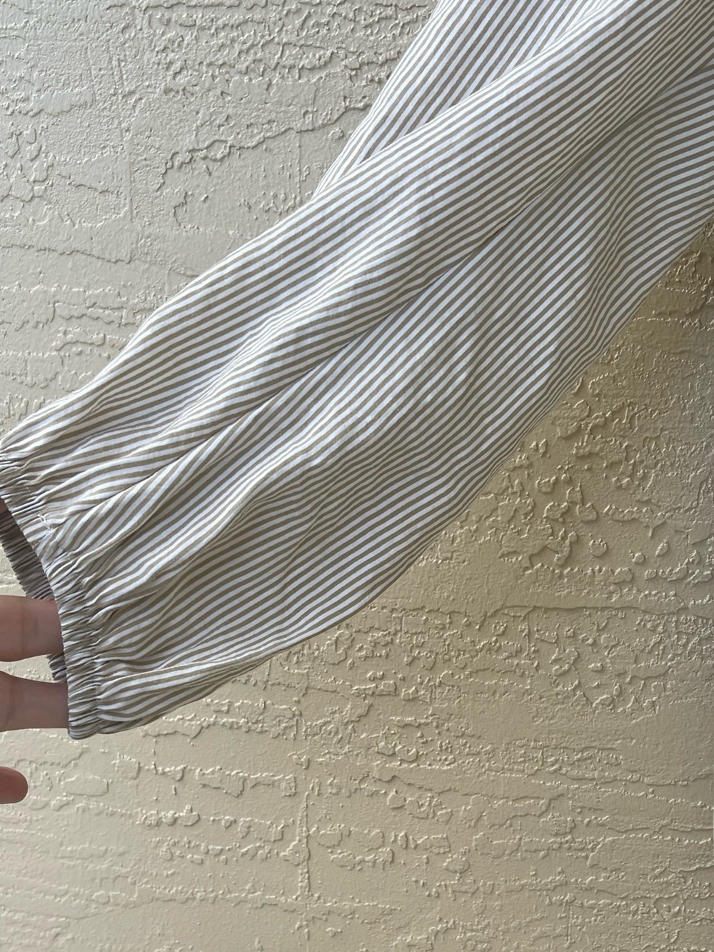 ZARA Beige & White Striped Popover Blouse | Relaxed/ Boho Chic Size Medium - Picture 8 of 8